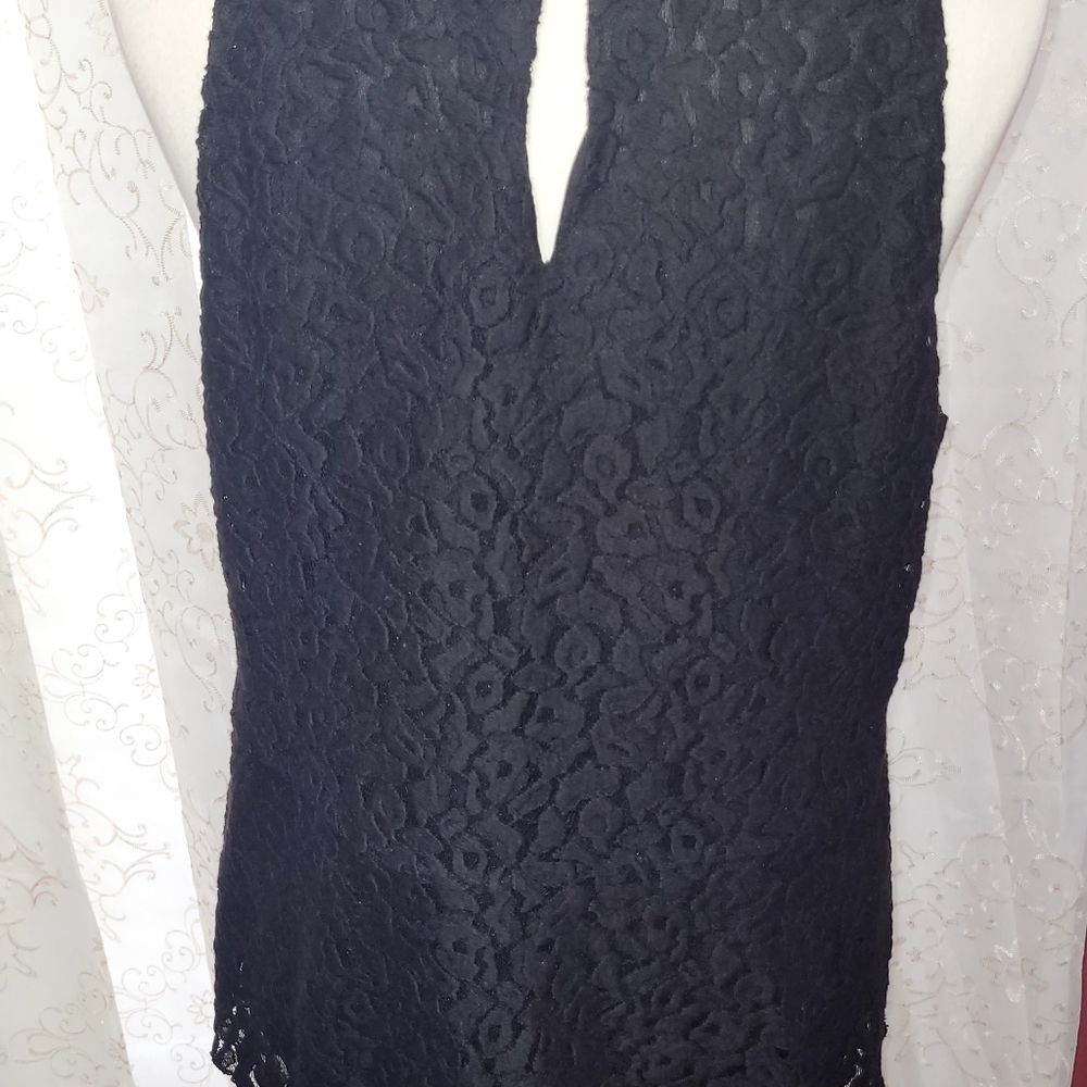 Tops - Picture 4 of 8